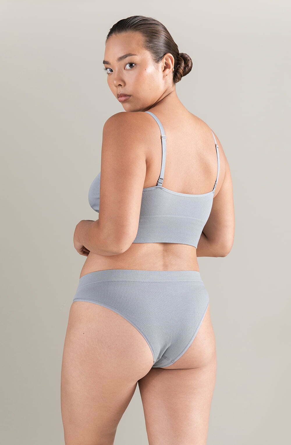 The TENCEL(TM) Seamless Bralette Storm Grey