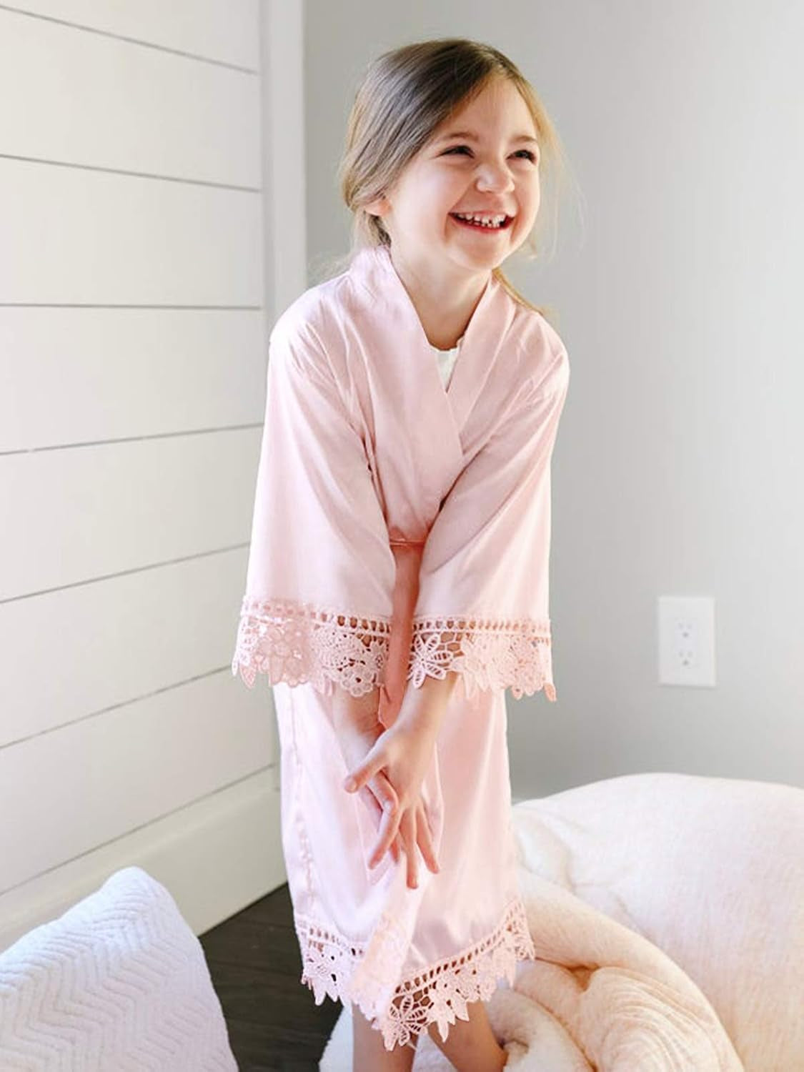 Flower Girl Satin Kimono Robes Kids Silky Bathrobes Sleepwear for Spa Birthday Party Wedding, Blush M