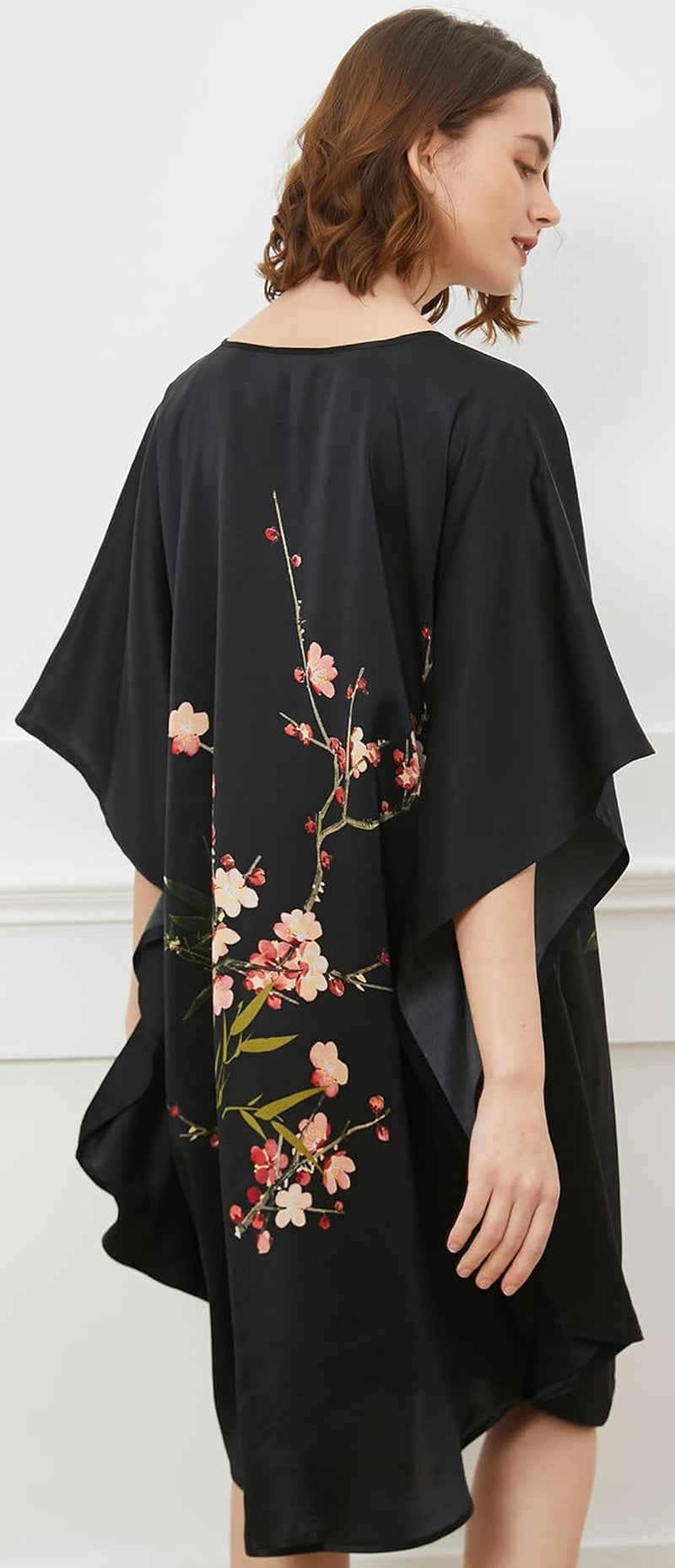 Women'S 100% Silk Short Robe Bathrobe Nightgown Pajama Sleepwear -Classic Batwing Sleeved (Black-C)